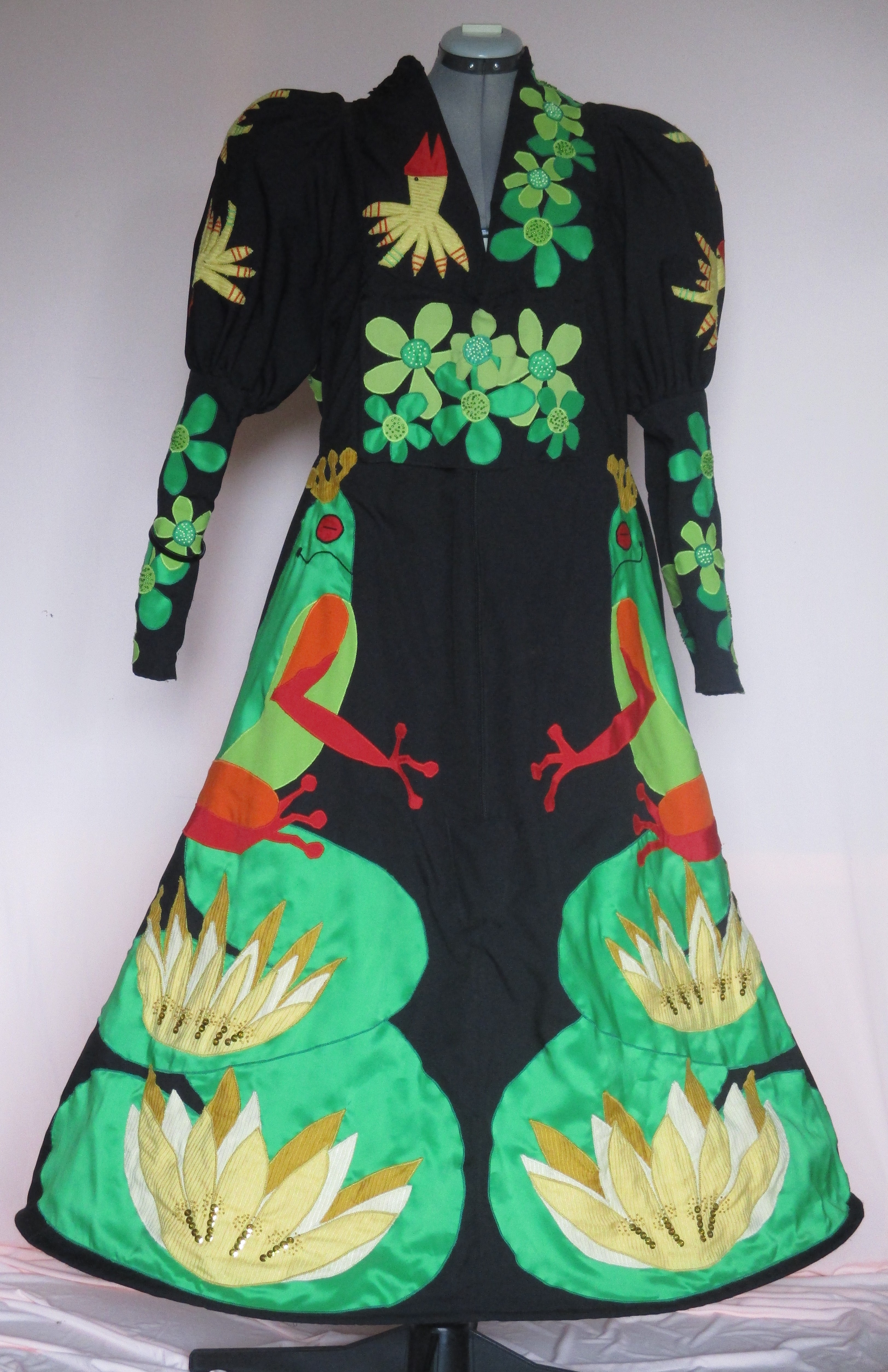 jas met groene kikkers